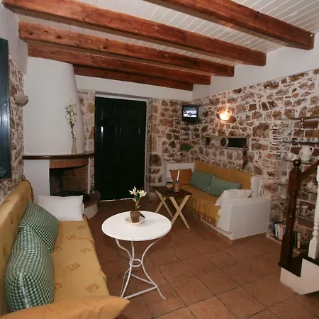 Ferienhaus Christina's Stone *