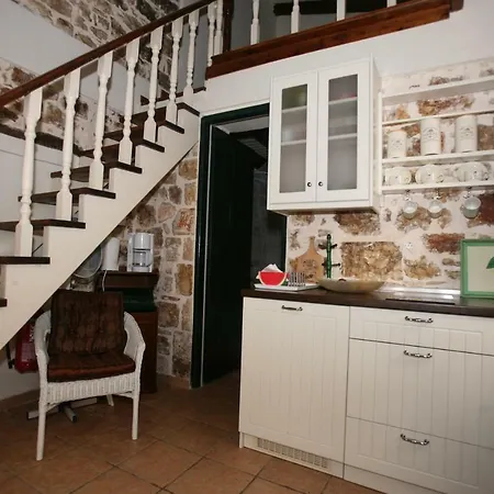 Christina's Stone Casa de Férias Kassiopi